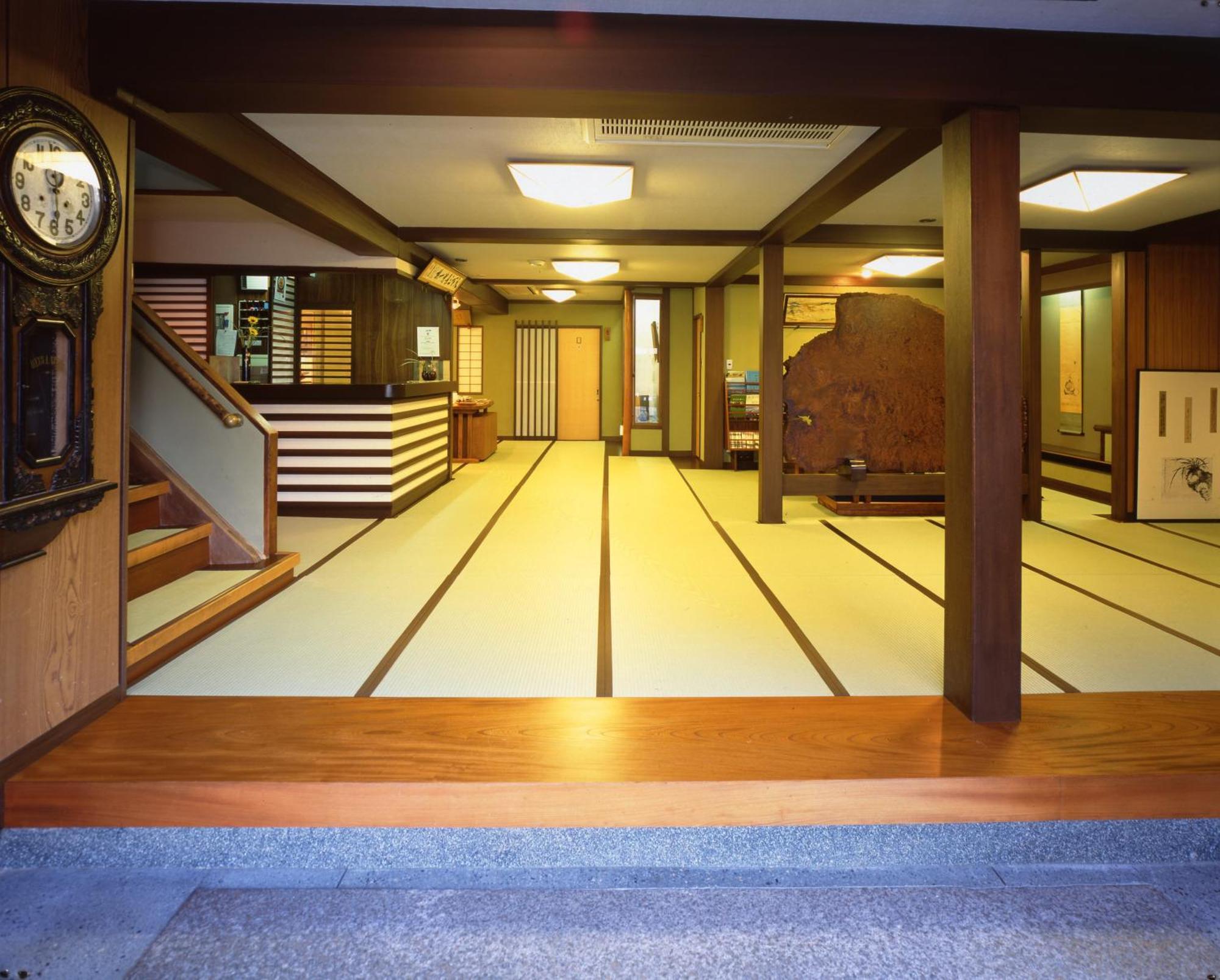 Seikiro Ryokan Historical Museum Hotel Миядзу Интерьер фото